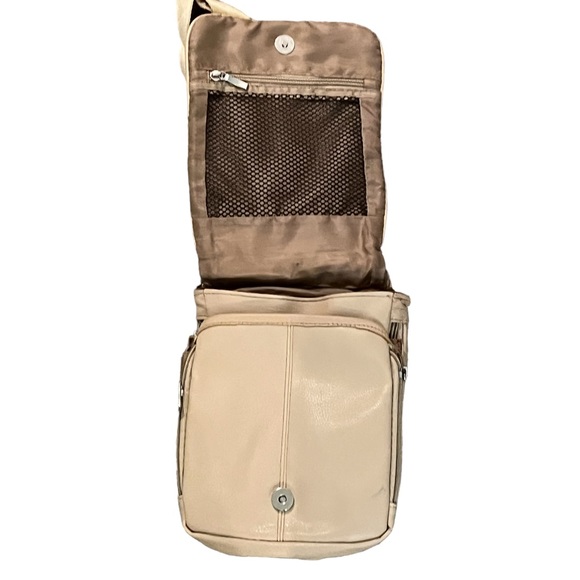 Buxton Leather Crossbody Travel Bag - Picture 3 of 7